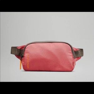 Lululemon mini belt bag